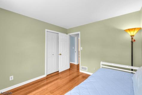 283 Floral Drive Bridgewater NJ 08807
