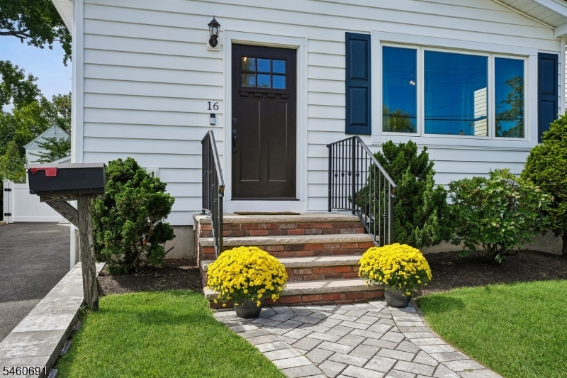 16 Remer Avenue Springfield NJ 07081