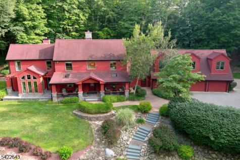 23 Edge Hill Road Blairstown NJ 07825