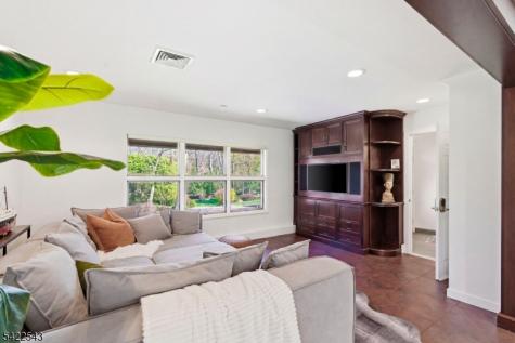 23 Edge Hill Road Blairstown NJ 07825