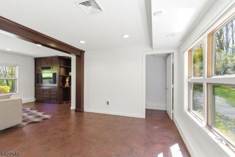 23 Edge Hill Road Blairstown NJ 07825