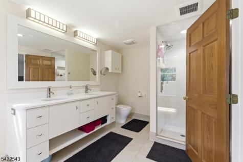 23 Edge Hill Road Blairstown NJ 07825