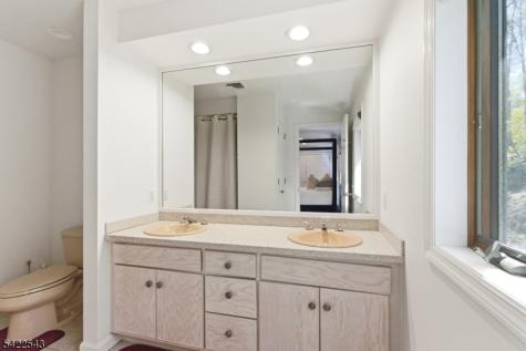 23 Edge Hill Road Blairstown NJ 07825
