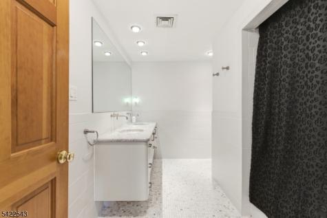 23 Edge Hill Road Blairstown NJ 07825