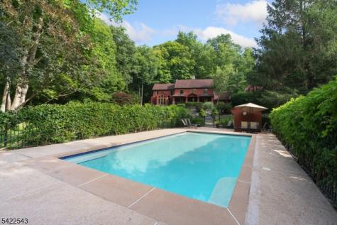 23 Edge Hill Road Blairstown NJ 07825