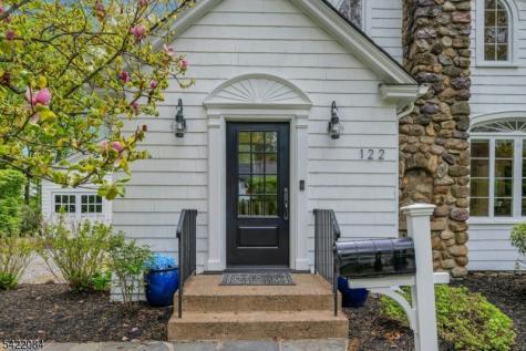 122 Kenilworth Road Mountain Lakes NJ 07046