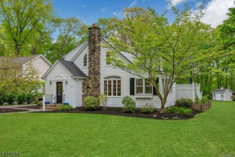 122 Kenilworth Road Mountain Lakes NJ 07046