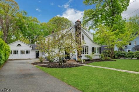122 Kenilworth Road Mountain Lakes NJ 07046