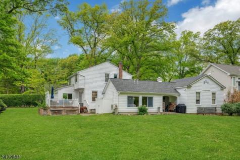 122 Kenilworth Road Mountain Lakes NJ 07046