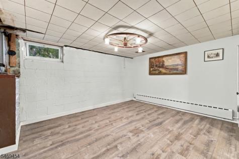 48 Gregory Drive Roxbury NJ 07847