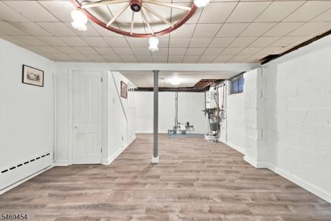 48 Gregory Drive Roxbury NJ 07847