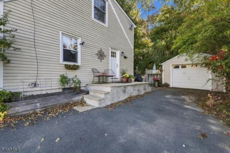48 Gregory Drive Roxbury NJ 07847