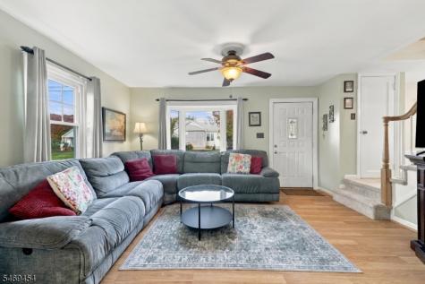 48 Gregory Drive Roxbury NJ 07847