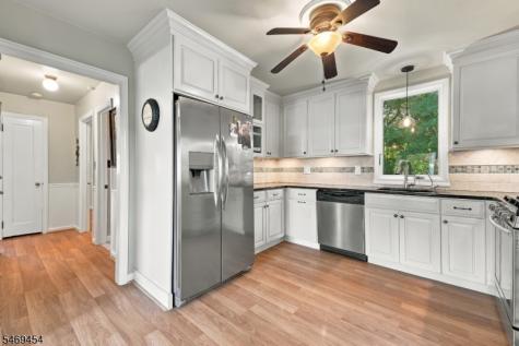 48 Gregory Drive Roxbury NJ 07847