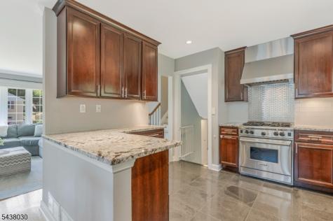 29 Bradford Street New Providence NJ 07974