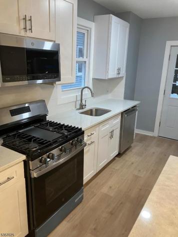 263 Halsted Street East Orange NJ 07018