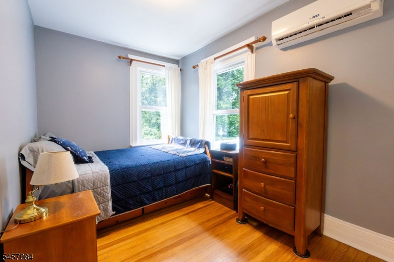 24 Maolis Avenue Bloomfield NJ 07003