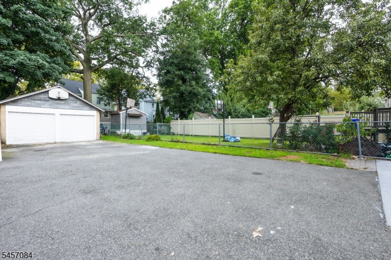 24 Maolis Avenue Bloomfield NJ 07003