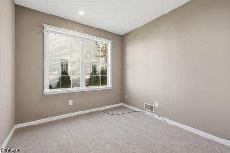 14 Kyle Drive Lopatcong NJ 08865