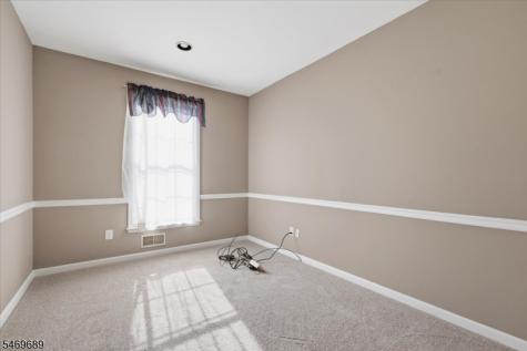 14 Kyle Drive Lopatcong NJ 08865