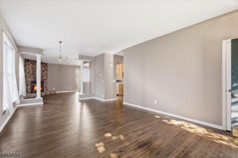 14 Kyle Drive Lopatcong NJ 08865
