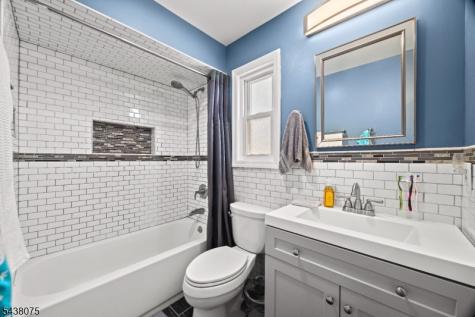 33 Mapes Avenue Nutley NJ 07110
