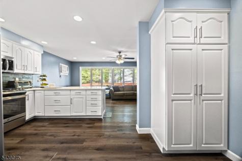 33 Mapes Avenue Nutley NJ 07110