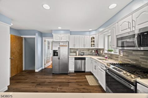 33 Mapes Avenue Nutley NJ 07110