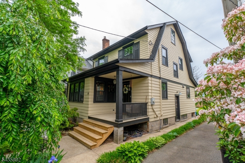 16 Coolidge Avenue Bloomfield NJ 07003