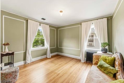 16 Coolidge Avenue Bloomfield NJ 07003