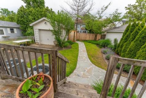 16 Coolidge Avenue Bloomfield NJ 07003