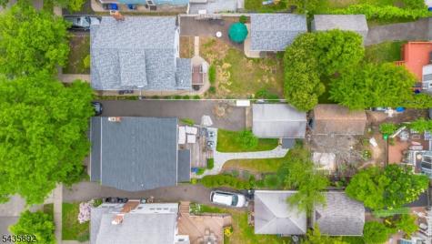 16 Coolidge Avenue Bloomfield NJ 07003