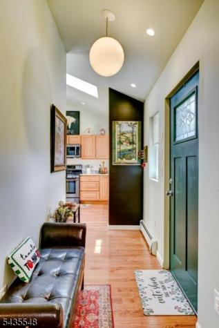 11 Mt Crest Road Jefferson NJ 07438