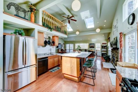 11 Mt Crest Road Jefferson NJ 07438