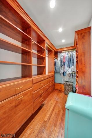 18 Kings Hill Court Summit NJ 07901