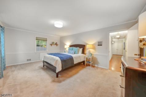18 Kings Hill Court Summit NJ 07901