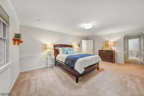 18 Kings Hill Court Summit NJ 07901
