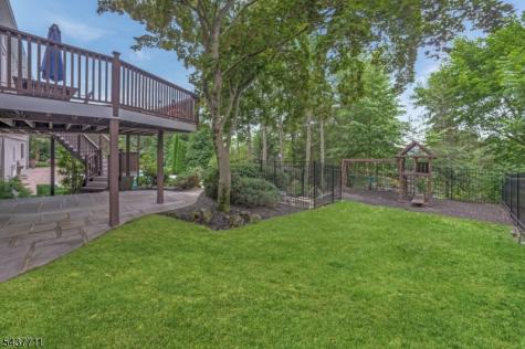 18 Kings Hill Court Summit NJ 07901