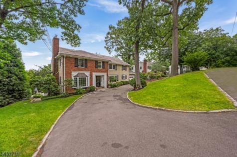 18 Kings Hill Court Summit NJ 07901