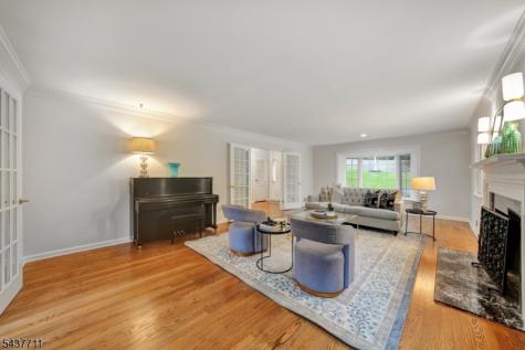 18 Kings Hill Court Summit NJ 07901