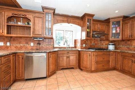 660 Arcadia Road Ridgewood Village NJ 07450