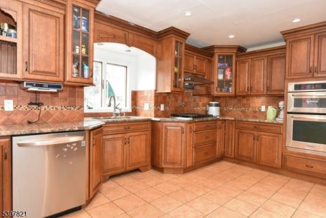 660 Arcadia Road Ridgewood Village NJ 07450