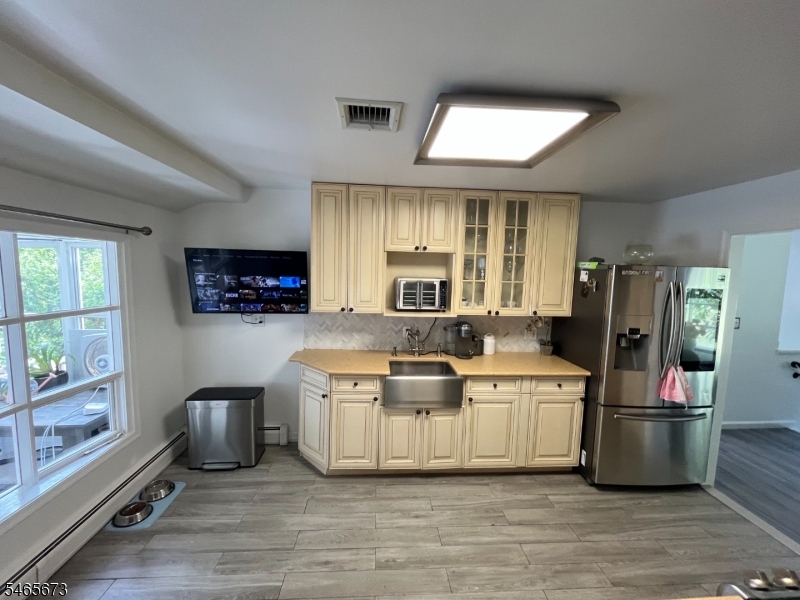 22 Spring Valley Road Hardwick NJ 07825