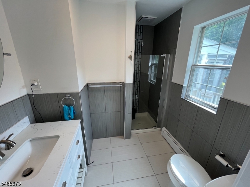 22 Spring Valley Road Hardwick NJ 07825