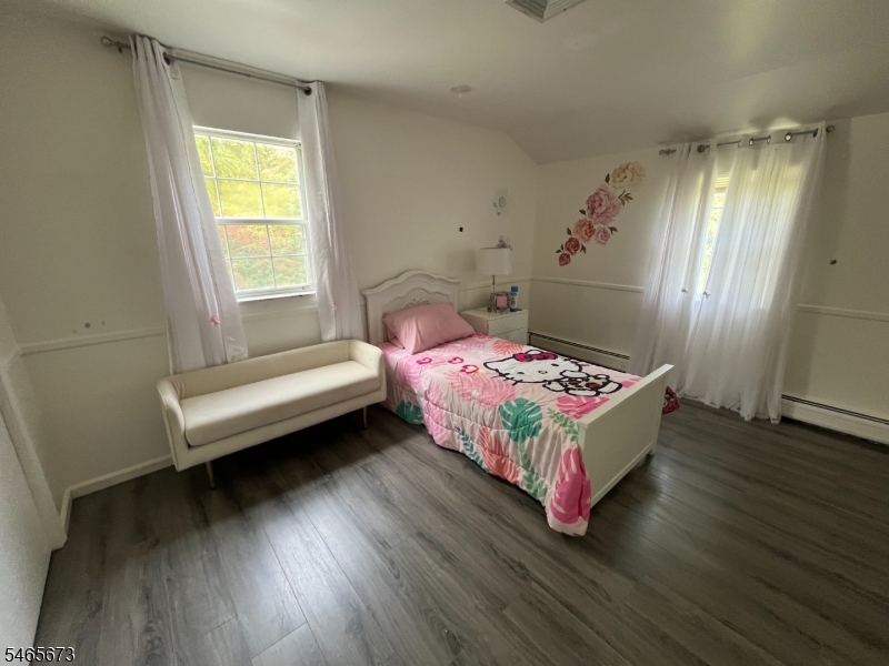 22 Spring Valley Road Hardwick NJ 07825