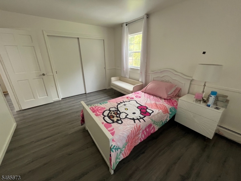 22 Spring Valley Road Hardwick NJ 07825