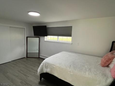 22 Spring Valley Road Hardwick NJ 07825