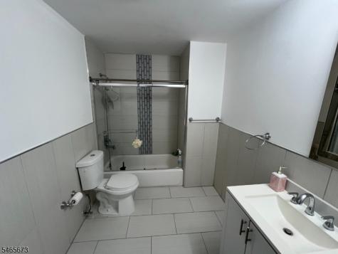 22 Spring Valley Road Hardwick NJ 07825