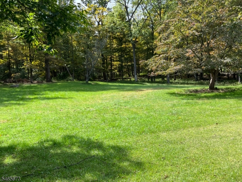 22 Spring Valley Road Hardwick NJ 07825