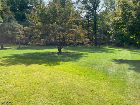 22 Spring Valley Road Hardwick NJ 07825